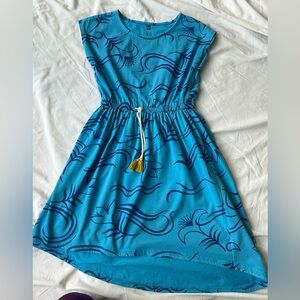 Tea Collection 7 Hi lo tie dress blue batik cotton knit. Asymmetrical hem